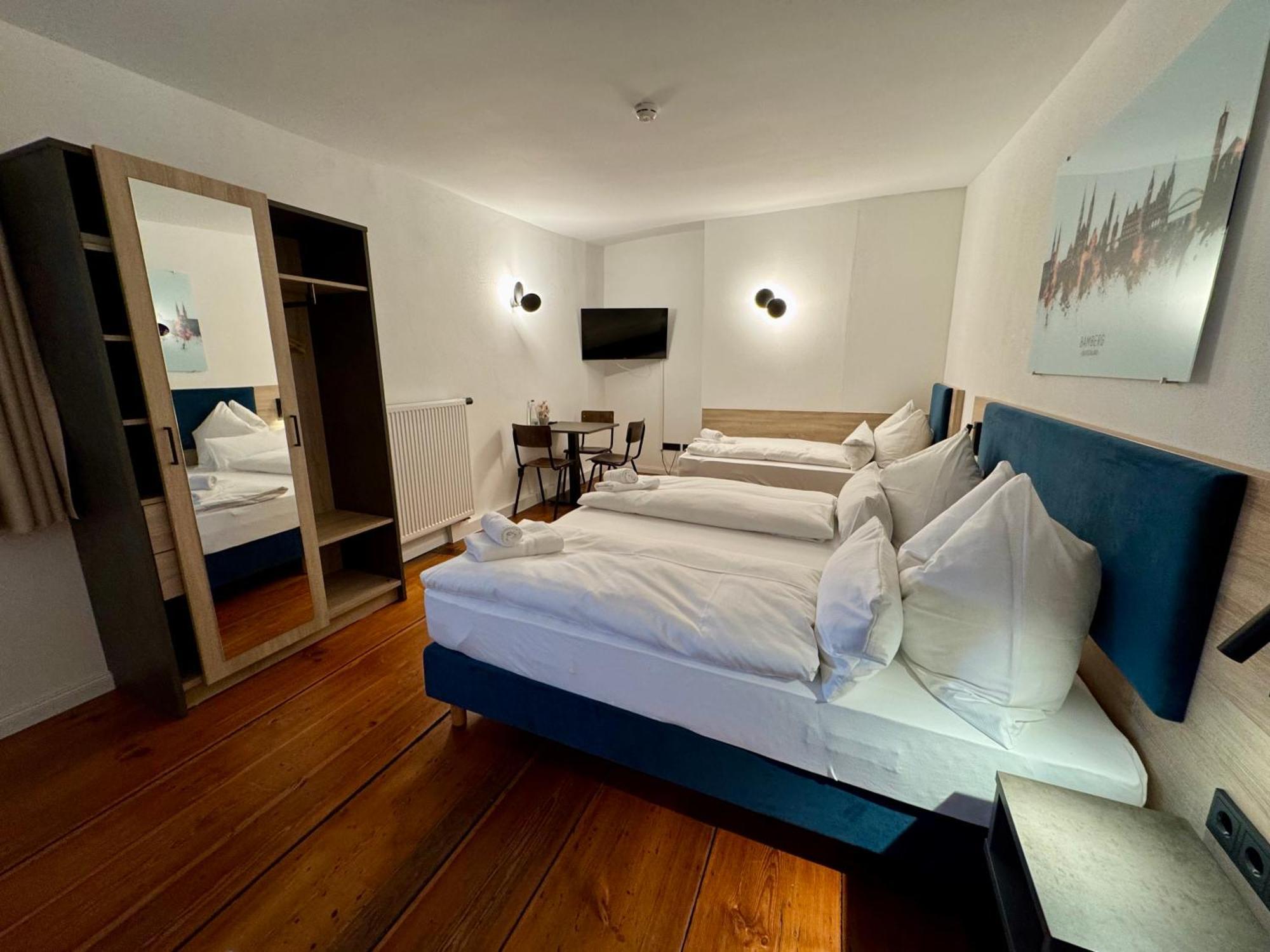 Hopfenhotel Am Adenauerufer Bamberg Buitenkant foto